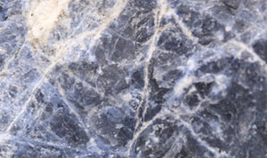 Sodalite pietra grezza - Significati ed effetti